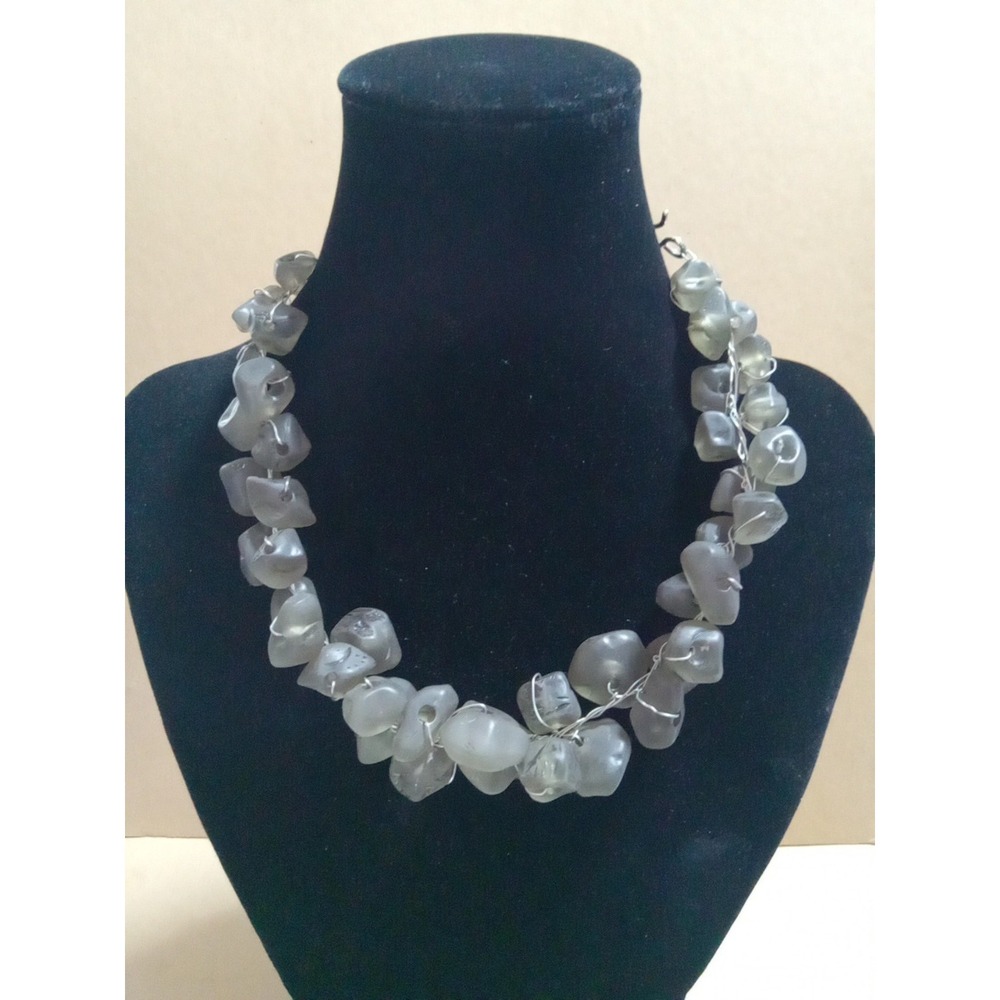 Abra Women Grey Frosted Wire Wrap 17 Inch Necklace